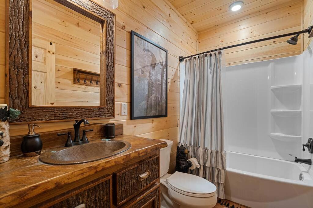Lakeside Retreat Hot Tub Fishing Hiking 엘리제이 외부 사진